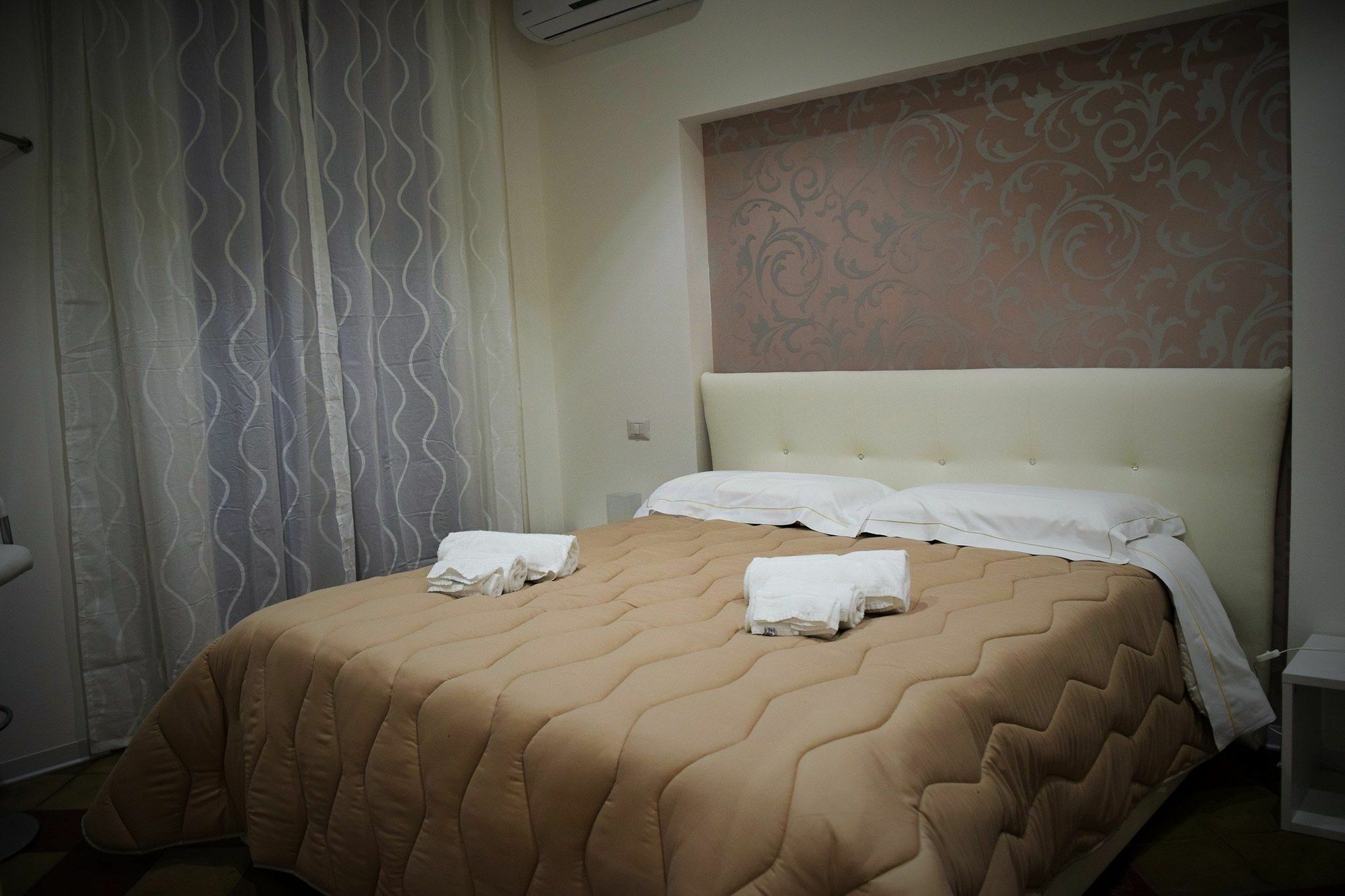 Sleep Inn Catania Rooms - Affittacamere المظهر الخارجي الصورة